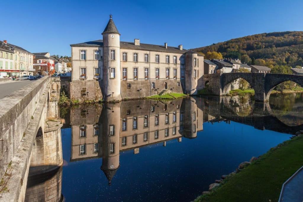 Gite Belfortes Plein Coeur De Brassac Brassac  Buitenkant foto
